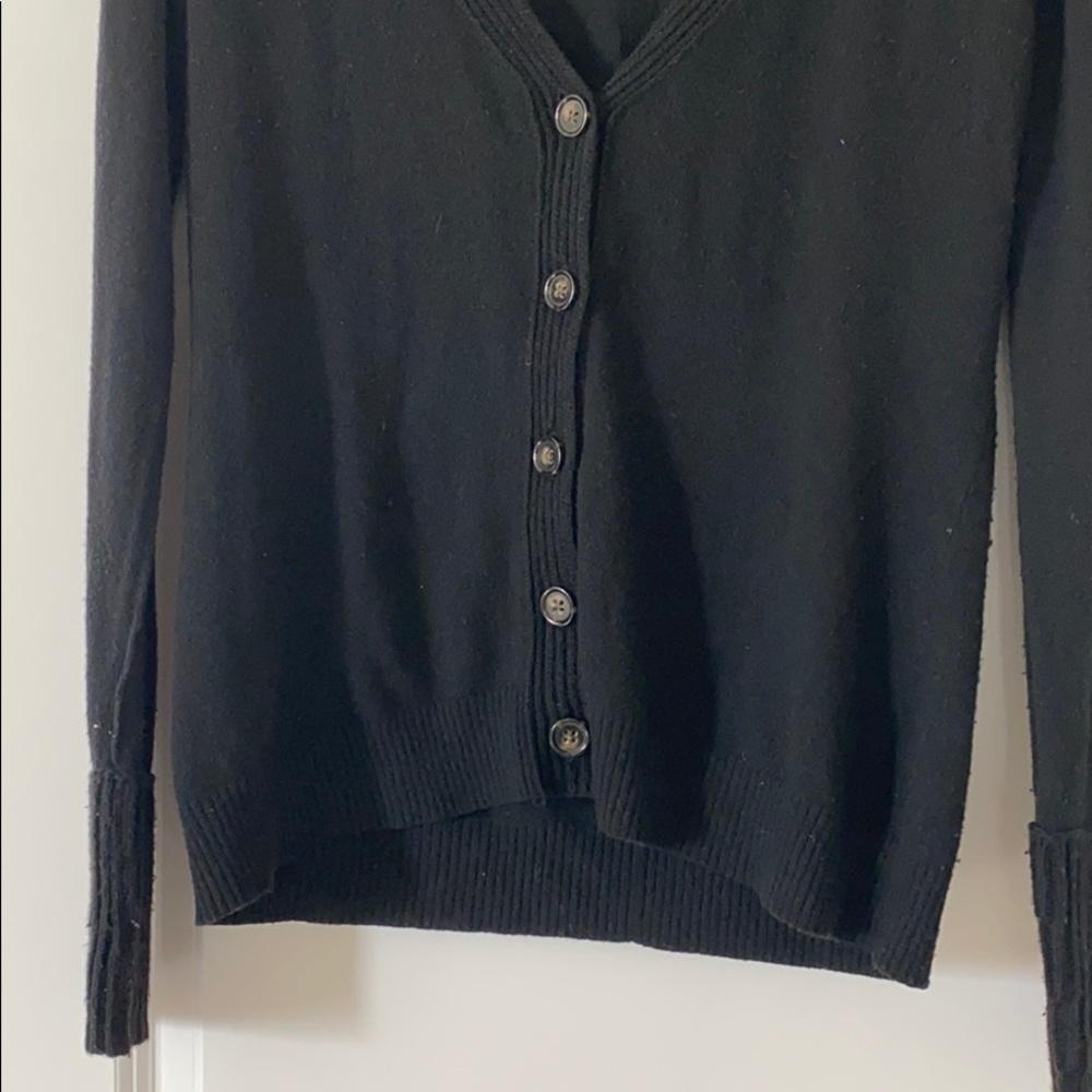 Black Banana Republic cardigan sweater - Picture 4 of 10